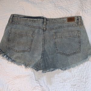 O’Neill cutoff shorts